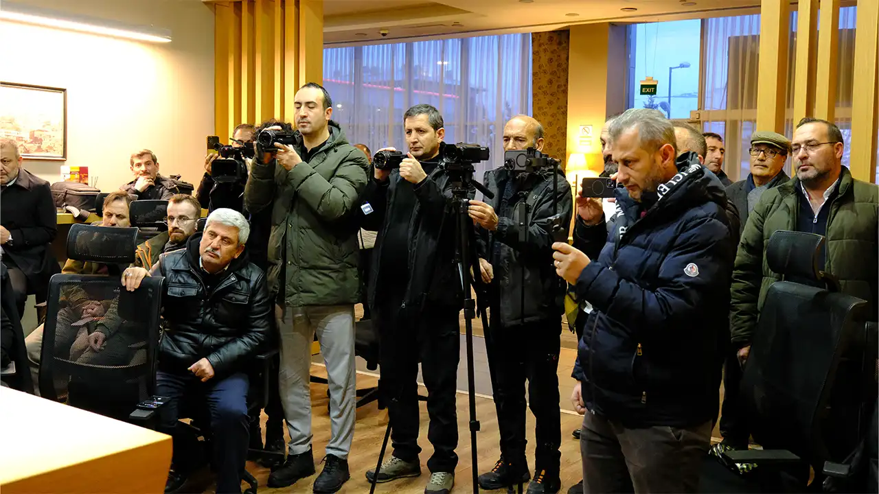 Alaattin Yavuz Güneş'in 24Erzincanspor Başkanlığına Adaylığı Alaattin Yavuz Güneş'in 24Erzincanspor Başkanlığına Adaylığı ve Kulübün Dünü Bugünü