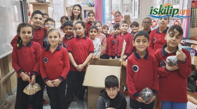 Çine Hüseyin Özkan İlkokulu’ndan Deprem Bölgesine Anlamlı Yerli Malı Desteği