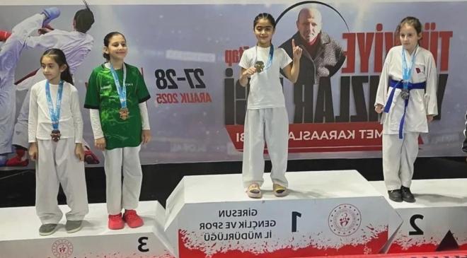 Kars Karate Takımı Giresun’da Altın Madalya Şöleni Yaptı