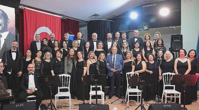 Aliağa Belediyesi TSM Korosu Kış Konseri Gerçekleştirildi