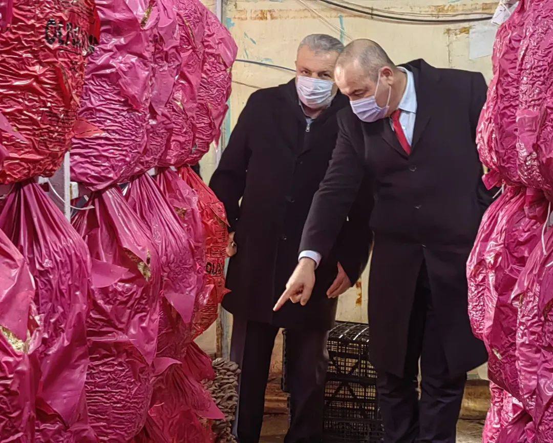 Bahşılı Halk Eğitimi Merkezi'nde Mantarcılık Kursu ve Uygulamalı Ziyaret Bahşılı Halk Eğitimi Merkezi'nde Mantarcılık Kursu ve Uygulamalı Ziyaret