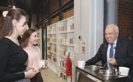 Başkan Özdemir Koza Kütüphane’de Üniversite Öğrencileriyle Buluştu