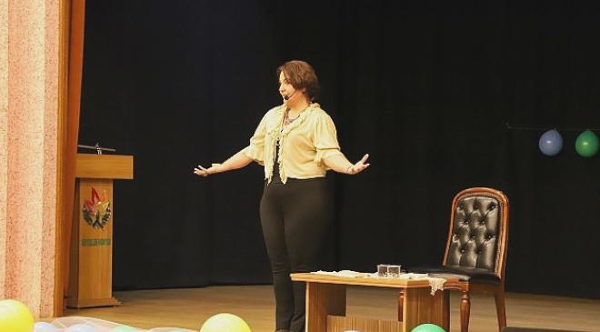 Bayındır Belediyesi’nden Çocuklara Masal Etkinliği