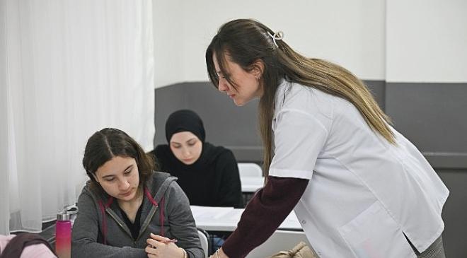 Bornova BELGEM’den Ücretsiz TYT ve LGS Deneme Sınavları