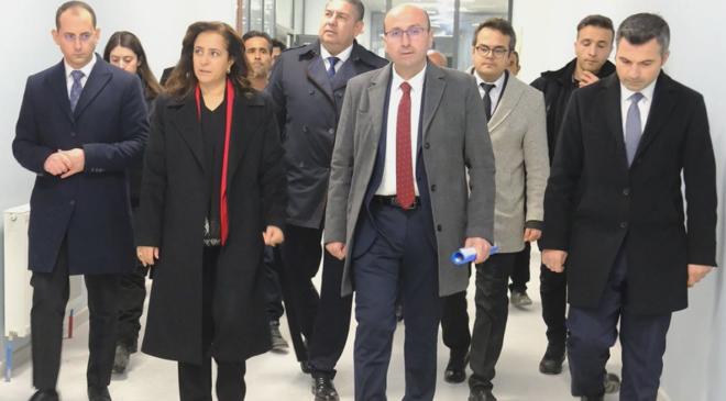 Burdur Valisi Tülay Baydar Bilgihan, Çavdır İlçe Hastanesi İnşaatını İnceledi