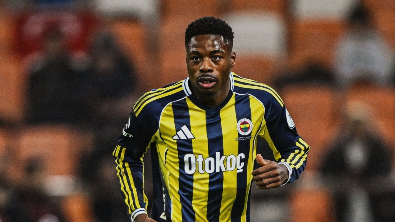 Fenerbahçe, Samsunspor’u 2-0 Yenerek Süper Kupa Finaline Yükseldi