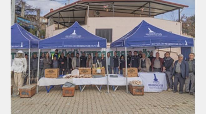 İzmir Büyükşehir Belediyesi’nden Afet Mağduru Arıcılara Yeni Sezon Desteği
