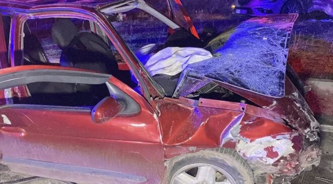 Çorum-İskilip yolunda iki otomobil çarpıştı: 8 yaralı