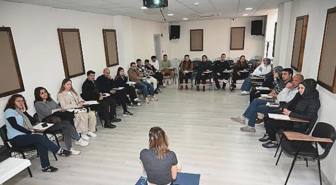Kemer Belediyesi Personeline İlk Yardım Eğitimi