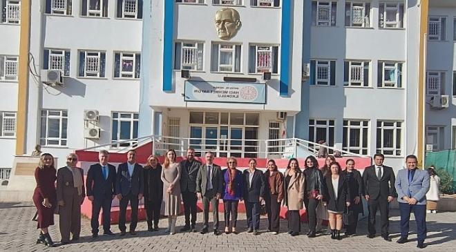 Kemer’de 2025-2026 Eğitim-Öğretim Yılı İlk Dönem Karneleri Dağıtıldı