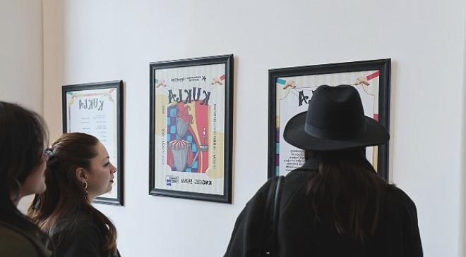 Zeynep Sarı’nın ‘Kukla’ Sergisi Sefaköy’de Açıldı