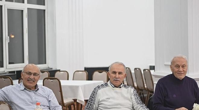 Kartepe Belediye Başkanı Kocaman Eski Başkanlarla İftar Yaptı